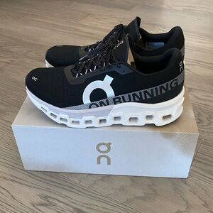 On Men's Cloudmonster 2